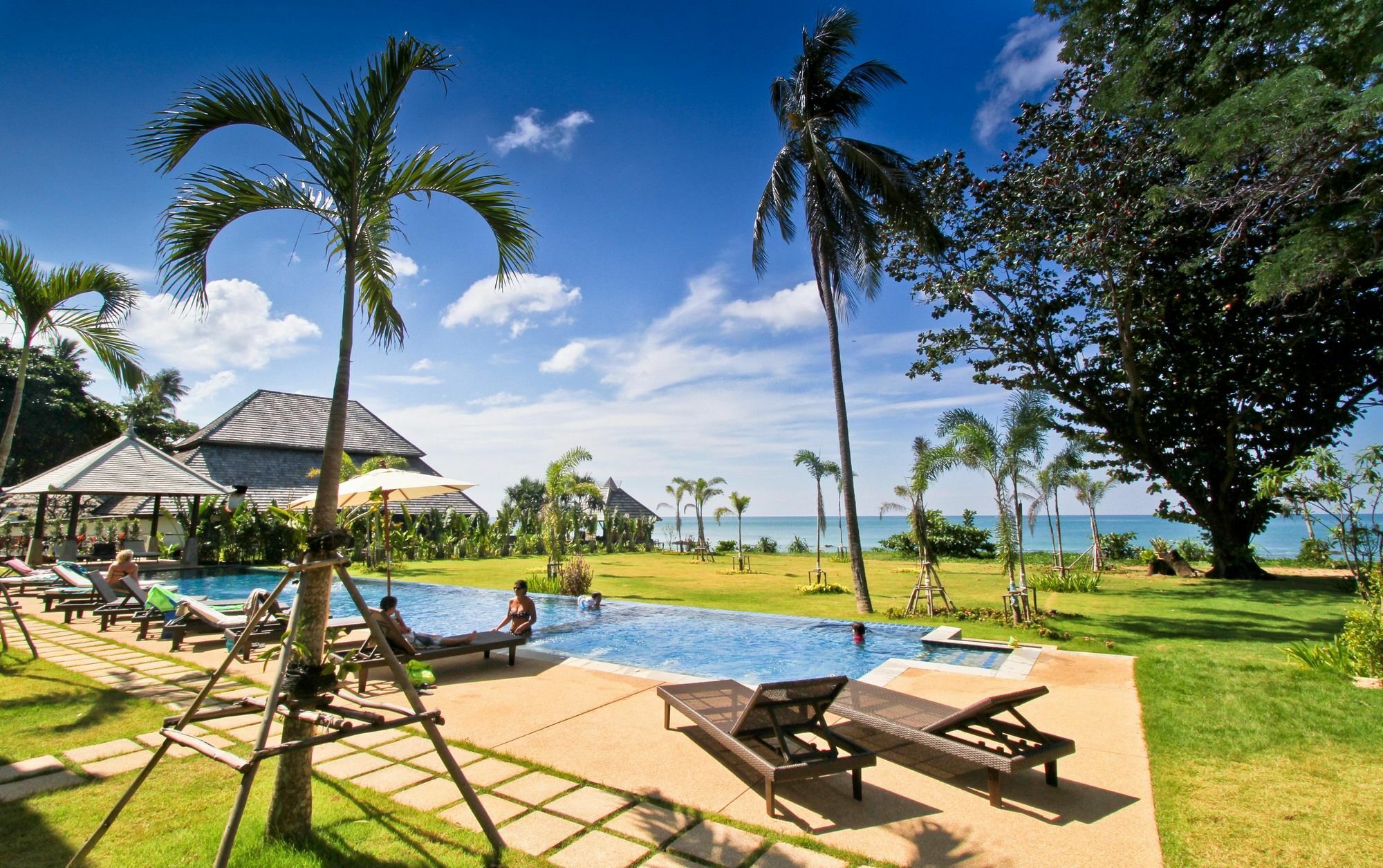 Thai Island Dream Estate Koh Lanta Exterior photo
